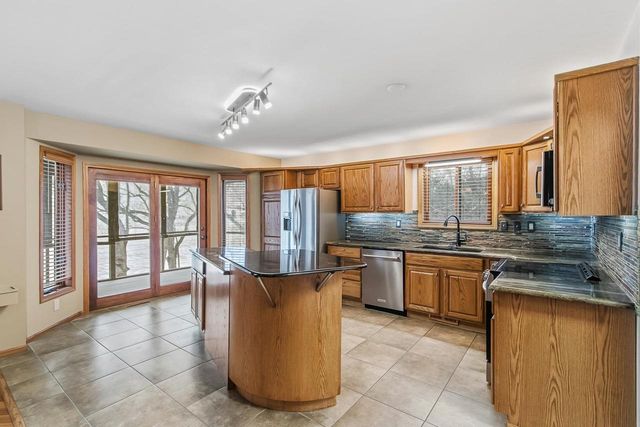 W10725 Wildwood Way, Poynette, WI 53955