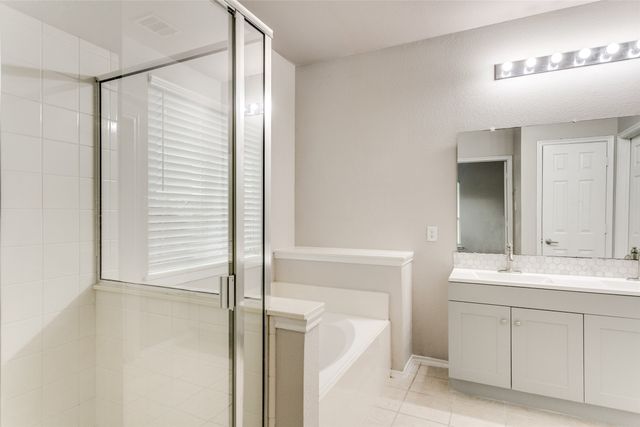 9705 Hedge Bell Drive, Mckinney, TX 75072