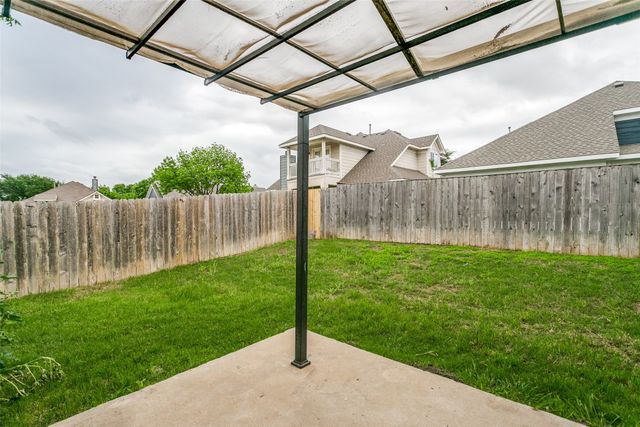 9705 Hedge Bell Drive, Mckinney, TX 75072