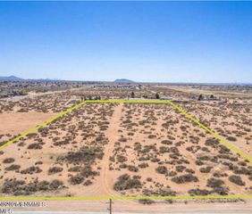 5954 Peachtree Hills Road, Las Cruces, NM 88012