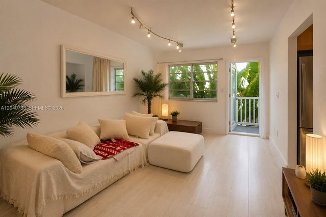 344 Meridian Ave 2B, Miami Beach, FL 33139