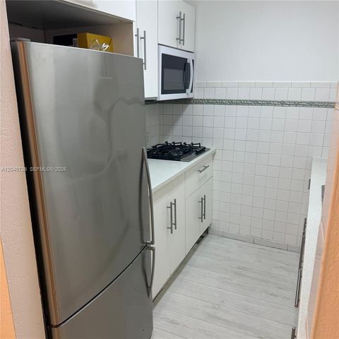 344 Meridian Ave 2B, Miami Beach, FL 33139