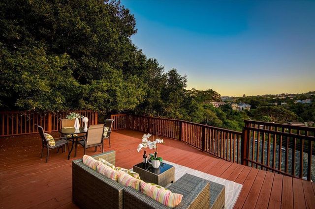 2702 Monte Cresta Dr, Belmont, CA 94002