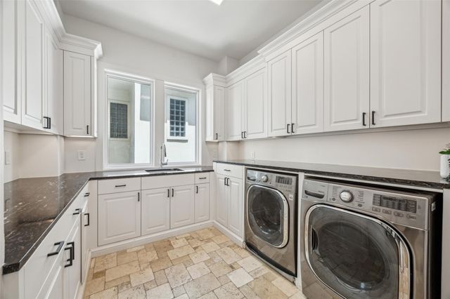 2210 Boll Street, Dallas, TX 75204