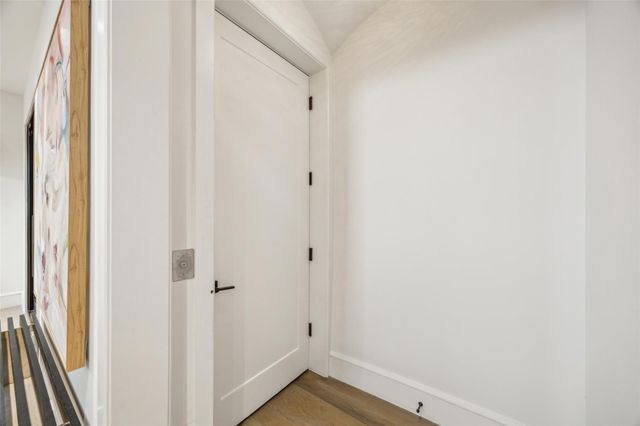 2210 Boll Street, Dallas, TX 75204