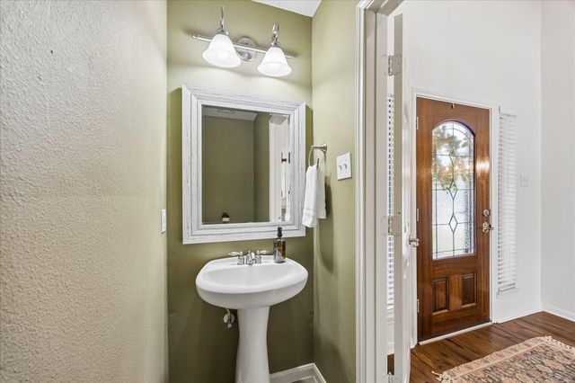 405 Laddingford Lane, League City, TX 77573