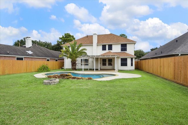 405 Laddingford Lane, League City, TX 77573