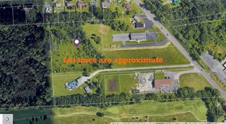 8545 Oswego Road, Clay, NY 13027