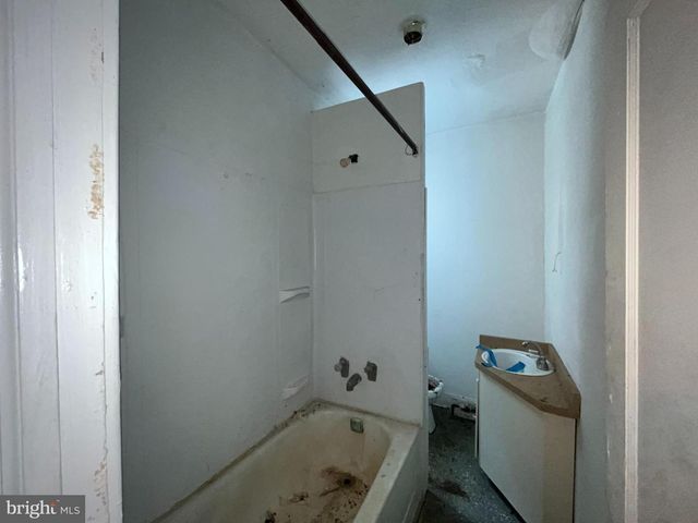 4728 YORK RD, Baltimore, MD 21212