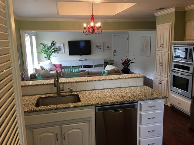 2907 Sweet Briar Street, Grapevine, TX 76051