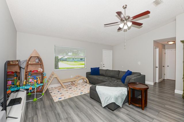 6015 Palm Drive, Fort Pierce, FL 34982
