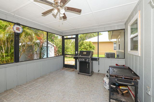 6015 Palm Drive, Fort Pierce, FL 34982