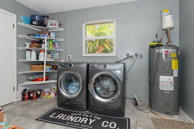 6015 Palm Drive, Fort Pierce, FL 34982