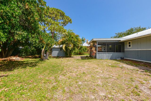 6015 Palm Drive, Fort Pierce, FL 34982