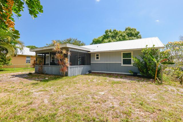 6015 Palm Drive, Fort Pierce, FL 34982