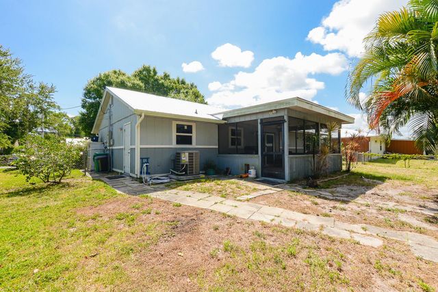 6015 Palm Drive, Fort Pierce, FL 34982