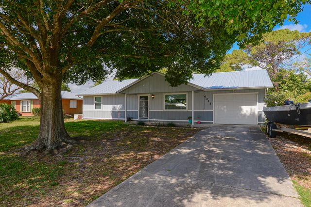 6015 Palm Drive, Fort Pierce, FL 34982