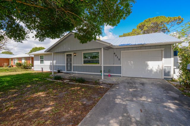 6015 Palm Drive, Fort Pierce, FL 34982