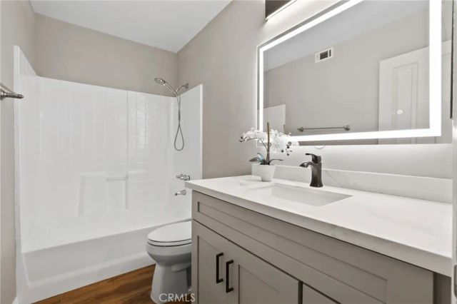 12721 Trent Jones, Tustin, CA 92782