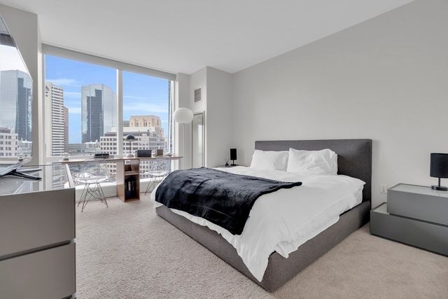 1 Franklin 2304, Boston, MA 02110