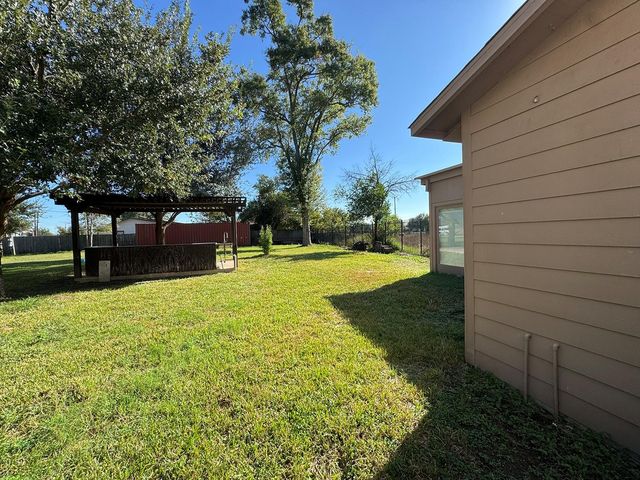 769 Lucky Street, Houston, TX 77088