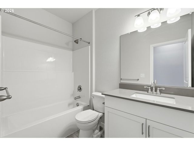 1552 Nw Tracy St, Mc Minnville, OR 97128