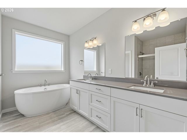 1552 Nw Tracy St, Mc Minnville, OR 97128