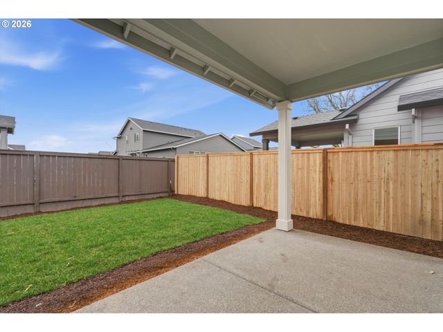 1552 Nw Tracy St, Mc Minnville, OR 97128