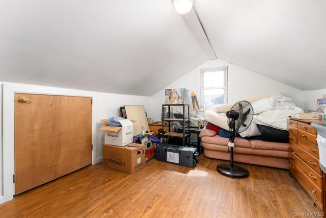 210 10th Street, West Babylon, NY 11704