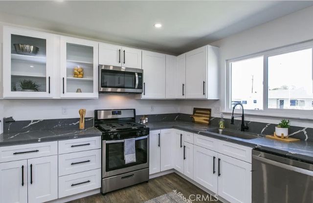 1172 E Rice Ranch Road 101, 102, Santa Maria, CA 93455