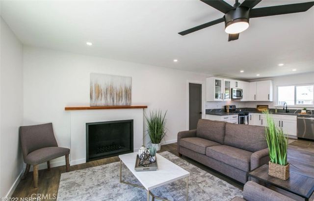 1172 E Rice Ranch Road 101, 102, Santa Maria, CA 93455