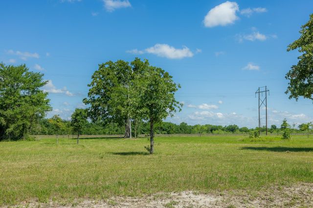 6757 Atakapan Trail, Bedias, TX 77831