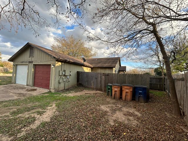 7900 West Gate BLVD B, Austin, TX 78745