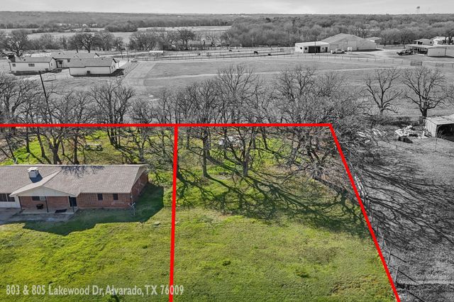 803 Lakewood Drive, Alvarado, TX 76009