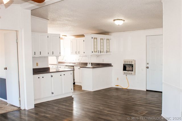 114110 S 4206 Road, Checotah, OK 74426