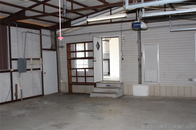 114110 S 4206 Road, Checotah, OK 74426