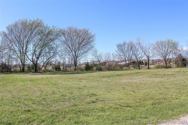 114110 S 4206 Road, Checotah, OK 74426