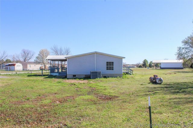 114110 S 4206 Road, Checotah, OK 74426