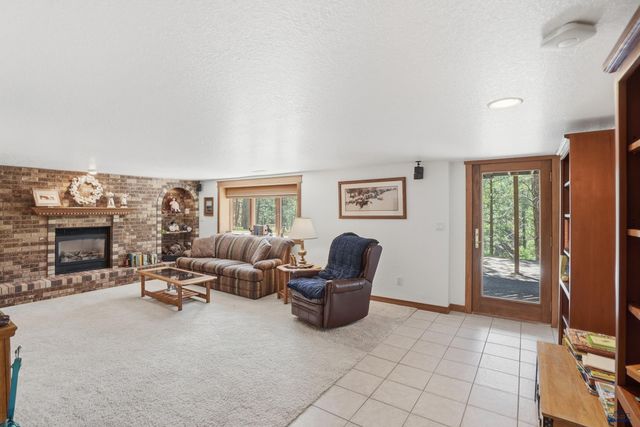 250 TIMBERLINE CT, Rapid City, SD 57702