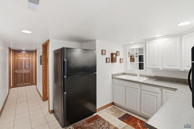 250 TIMBERLINE CT, Rapid City, SD 57702