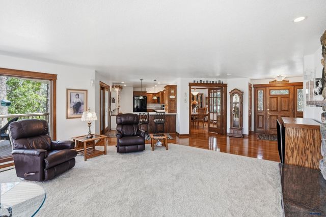 250 TIMBERLINE CT, Rapid City, SD 57702