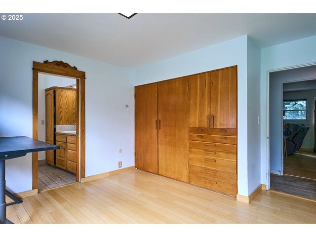 100 W 10TH St, Joseph, OR 97846