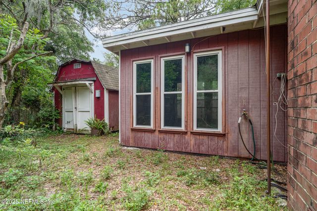 6522 BARKWOOD Drive, Jacksonville, FL 32277