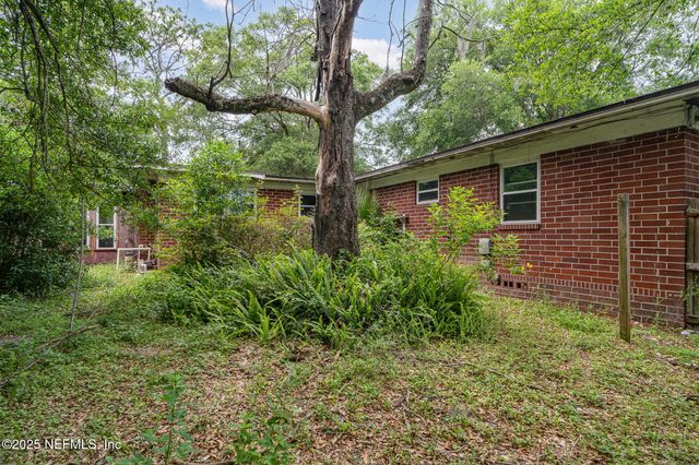 6522 BARKWOOD Drive, Jacksonville, FL 32277