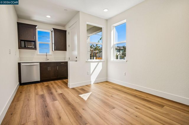 3684 Darnoch Ave., Lathrop, CA 95330