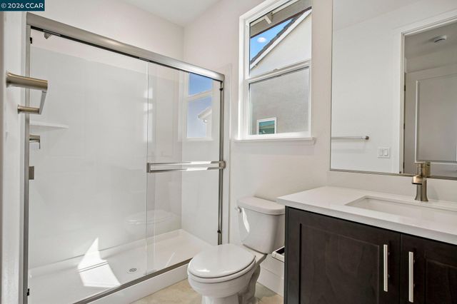 3684 Darnoch Ave., Lathrop, CA 95330