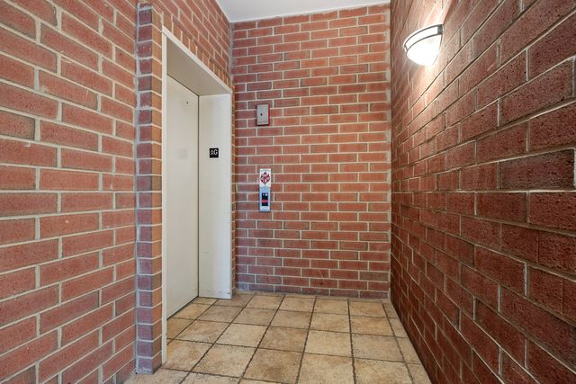 7912 Trinity Circle 1NW, Tinley Park, IL 60487