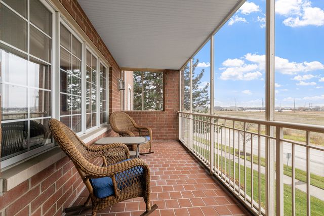 7912 Trinity Circle 1NW, Tinley Park, IL 60487