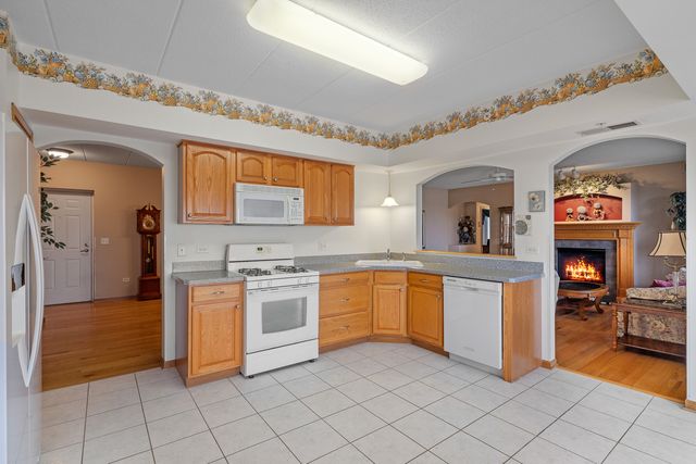 7912 Trinity Circle 1NW, Tinley Park, IL 60487