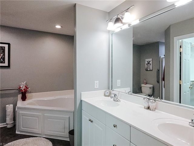107 Plantation Place Lane, Mount Airy, NC 27030